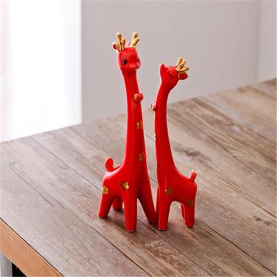 简约时尚家居装饰品陶瓷工艺品酒柜长颈鹿小鹿摆件 三维工匠 红色一对