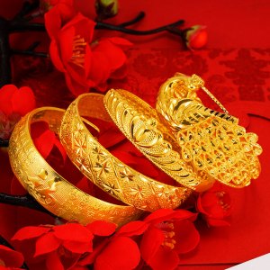 越南沙金仿真黄金久不掉色孔雀福气手镯正品镯子婚礼纯金色开口镯送女朋友老婆情人节七夕生日礼物