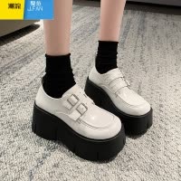 聚范软妹小皮鞋女英伦风2024新款配裙子的厚底增高松糕休闲乐福鞋
