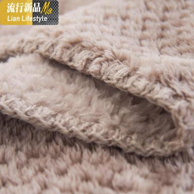 沙发盖毯毛毯被子夏天小毛毯单人午睡被子空调加厚法兰绒 三维工匠