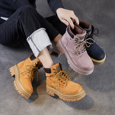 工装马丁靴女秋季新款真皮厚底增高复古高帮机车系带大短靴