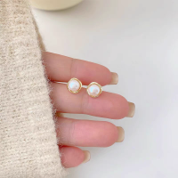s925纯银针复古珍珠耳钉女小众高级设计感耳环气质小巧养耳洞耳饰