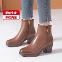 粗跟妈妈鞋棉鞋女秋冬加绒软底短靴中年防滑圆头女靴