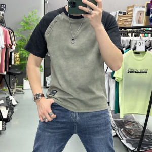 夏季休闲男士晕染拼接短袖T恤衫时尚字母钢印圆领套头上衣T恤