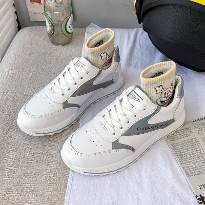 迈凯恩休闲风小白鞋女2021春季新款韩版百搭平底运动板鞋时尚ins潮单鞋