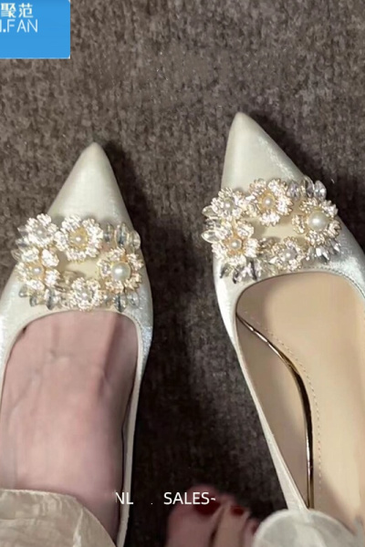 聚范法式婚鞋水晶鞋绝美气质高跟鞋女2024新款细跟主婚纱礼服单鞋