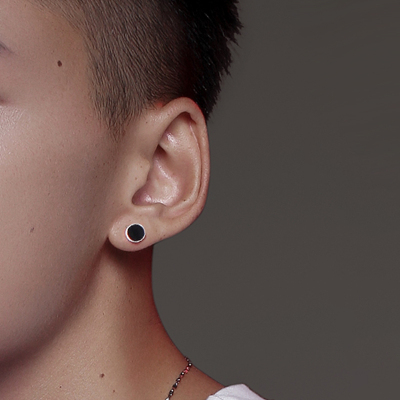 男士圆形耳钉