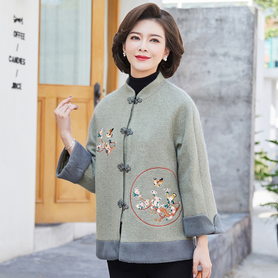 七斓中老年人女装妈妈秋装外套2020新款中年装毛呢子大衣洋气上衣毛呢外套