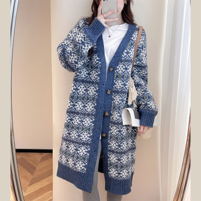 [清仓1折价72.9元,不叠加优惠券]唐狮新款冬季复古花纹显瘦中长款开衫外套女蓝色V领毛衣qd