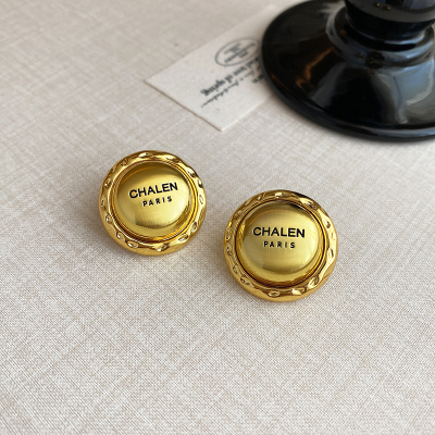 复古金属字母圆形耳钉轻奢高级感气质大气耳环2024新款耳饰女送女朋友老婆情人节七夕生日礼物