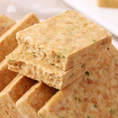 压缩饼干代餐粗粮饱腹充饥干粮军工学生零食户外