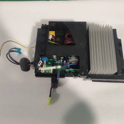 帮客材配 全新原装 P0970100796 IVH- 72YC3W 外机主板 收前务必验货