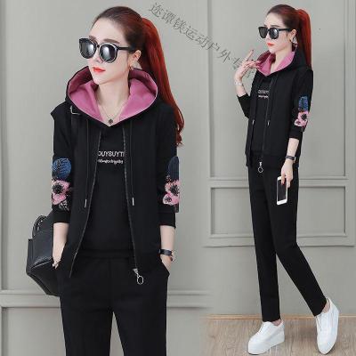 珂卡慕(KEKAMU)设计师品牌女装潮牌女装春装跑步休闲运动服套装女春春季2020新款韩版服饰套头宽松卫衣三件套