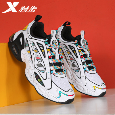 特步男鞋春季透气情侣运动鞋男2021新款女士网面休闲复古老爹鞋子女潮