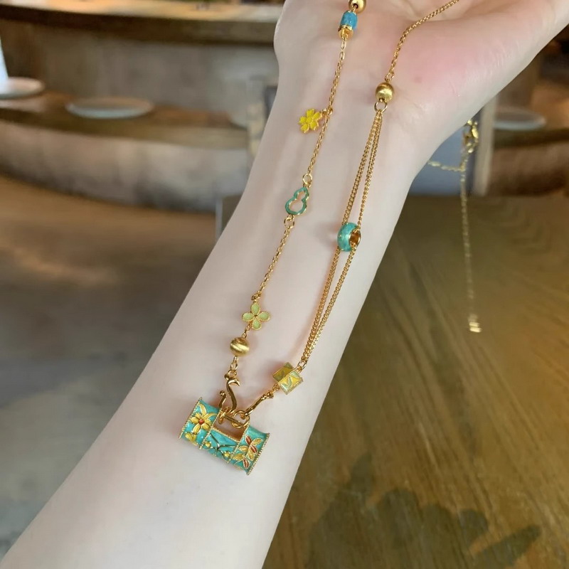 新品精品轻奢高级感拉丝镶嵌锆石珐琅长命锁项链女小众百搭锁骨链送女朋友老婆情人节七夕生日礼物