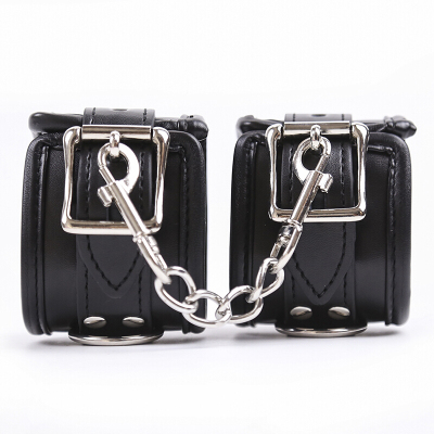 桃色缘 另类调教黑金刚捆绑束缚海绵皮革脚手铐 sm情趣用品男女用器具SM夫妻激情私密刺激成人性玩 黑海绵皮革脚铐短链对装