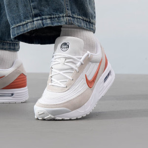 耐克(NIKE)男鞋新款AIR MAX VERSE气垫鞋时尚低帮轻便运动鞋休闲鞋FV1302-001 ZP