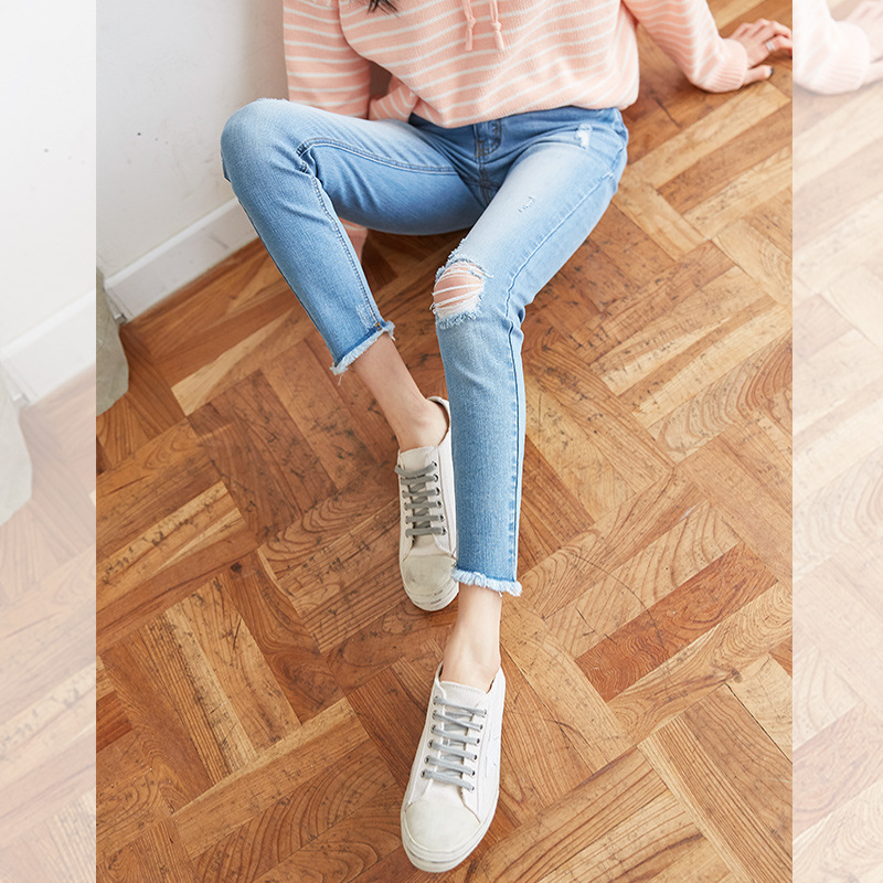 牛仔裤女紧身小脚铅笔裤2018春装新款韩版显瘦百搭破洞学生学院风CYLLSD