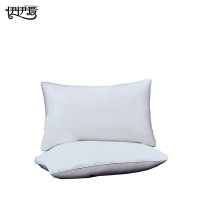 伊伊爱 全棉防羽布纯白枕芯