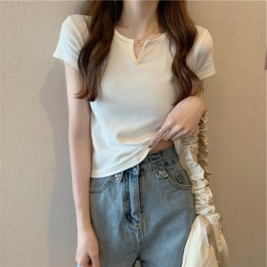 夏季薄款V领短袖T恤女设计感韩版学生短款修身T恤上衣女款潮
