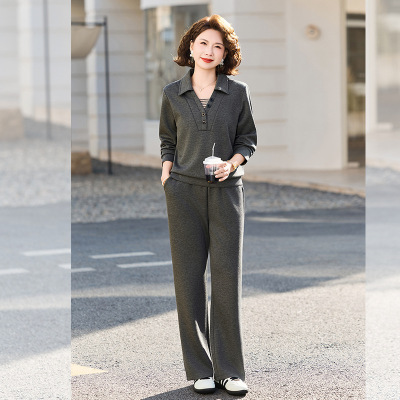 新款女装春秋妈妈装套装女洋气中老年女士休闲运动服40-60岁女款