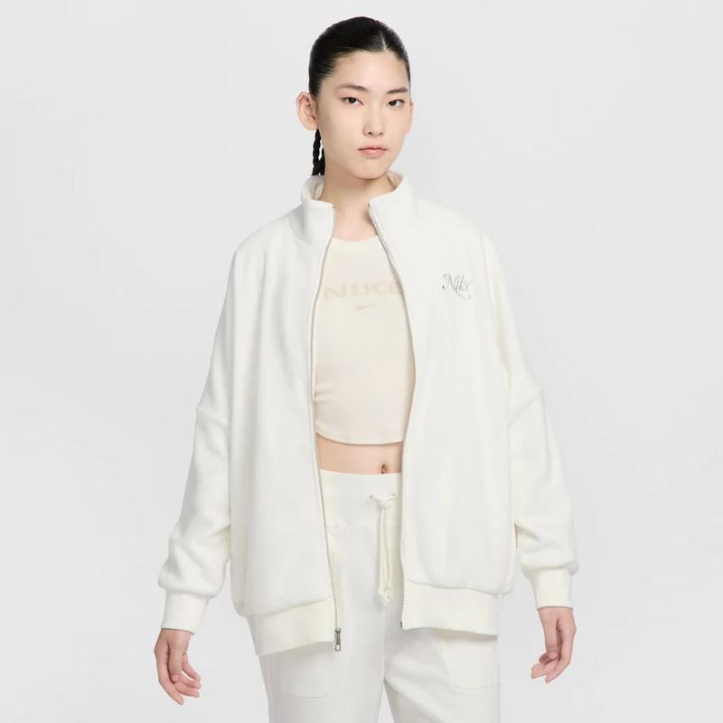Nike运动夹克女款冬季新款黑色白色可选防风保暖轻便户外