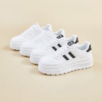 2026春季新款韩版ins透气小白鞋女低帮休闲板鞋厚底平跟鞋