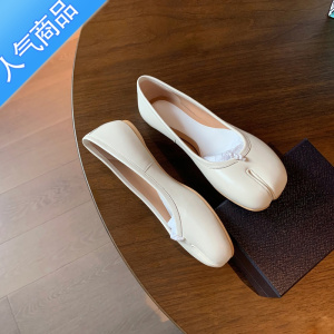SUNTEK银色爆裂纹镜面猪蹄分趾乐福鞋女浅口平底马蹄鞋芭蕾舞单鞋女