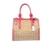 COACH蔻驰单肩包女百搭实用容量适中轻便携带精致做工徽标图案