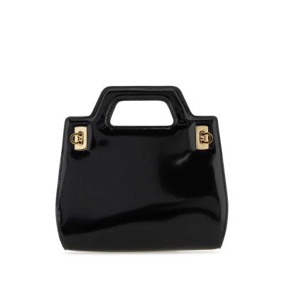 Salvatore Ferragamo精致迷你金色五金小牛皮女士手拿包手提斜挎两用钱包