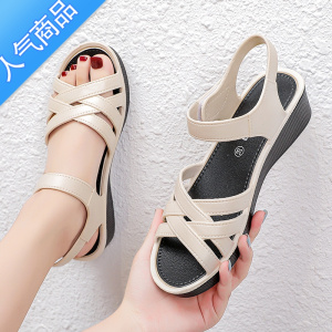 SUNTEK2021新款妈妈凉鞋防水软底舒适坡跟中老年女鞋防滑中年老人鞋夏季