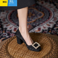聚范大码女鞋子41一43胖mm脚宽脚胖高跟鞋尖头粗跟浅口珍珠方扣单鞋女
