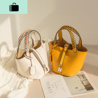 水桶包2020新款潮网红女大容量菜篮子女包时尚编织迷你手提单肩包NEW LAKE女士单肩包