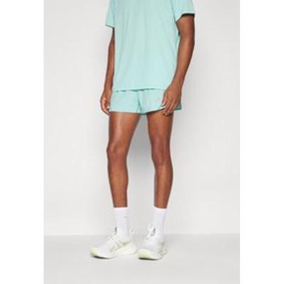 Asics男士跑步运动短裤透气速干弹性腰围反光设计舒适休闲