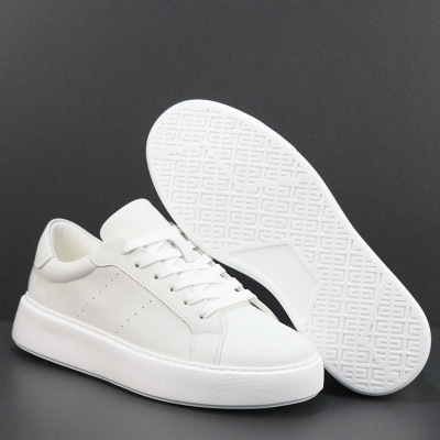 真皮小白鞋男简约百搭板鞋厚底轻便软底休闲鞋子潮流透气男生鞋子