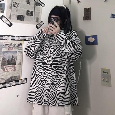 新款2020秋季新款韩版ins港风斑马条纹衬衫衬衣宽松长袖上衣外套女潮