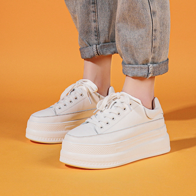 Ideamini厚底小白鞋女2021新款百搭春冬季增高松糕鞋子女休闲板鞋皮面休闲鞋