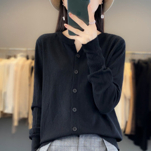 法式设计感针织开衫女短款外套女长袖毛衣洋气百搭上衣春秋