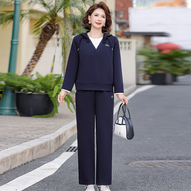 2026年中老年女装春季运动套装40-60岁中年妈妈装连帽休闲衣服女