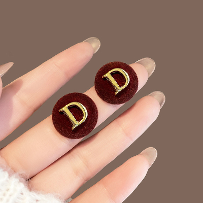 复古红色植绒耳钉轻奢高级感气质耳环2024新款秋冬毛绒耳饰女送女朋友老婆情人节七夕生日礼物