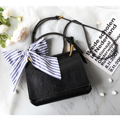 CCMVP品牌自营质量保证-CCMVP休闲品牌韩版软皮女秋季新款女名媛范单肩斜跨油蜡牛皮手提女小