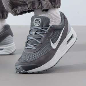 耐克(NIKE)男鞋新款AIR MAX VERSE气垫鞋时尚低帮轻便运动鞋休闲鞋FV1302-001 ZP