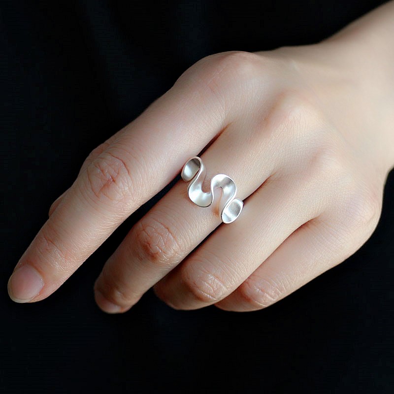 佛罗伦萨风S925纯银花边戒指女小众波浪高级轻奢气质食指戒指环送女朋友老婆情人节七夕生日礼物