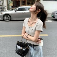 [2.5折价58元]唐狮夏季女圆领短款净色短袖T恤辣妹小个子韩系百搭休闲潮流