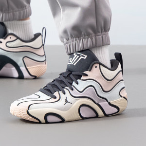 耐克(NIKE)男鞋新款运动鞋潮流时尚耐磨比赛训练场上实战篮球鞋HF3087-103 ZP