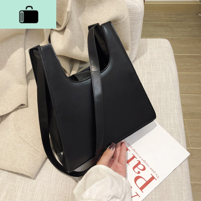 上新女包大包包潮2020春夏韩版质感复古百搭单肩包个性洋气斜挎包NEW LAKE女士单肩包