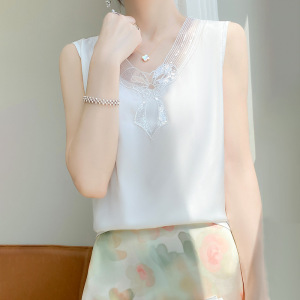厂家吊带背心女夏蕾丝V领无袖上衣女缎面性感打底背心外穿女