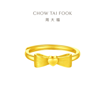  周大福简约爱心蝴蝶结黄金足金戒指计价 (工费:160元)EOF100精选D