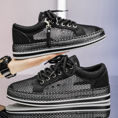 男士新款休闲日常百搭舒适透气纯色系带平跟圆头时尚潮流男款板鞋