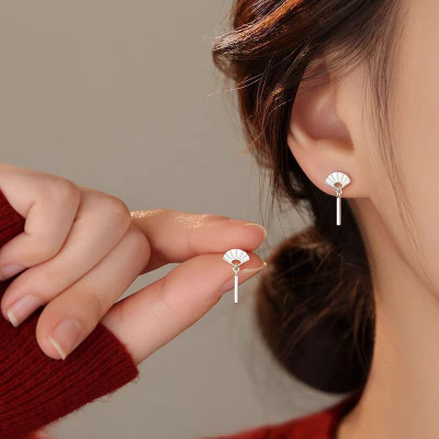 s925银针扇子拧扣耳钉女小众古风设计感耳环轻奢高级2025新款耳饰送女朋友老婆情人节七夕生日礼物